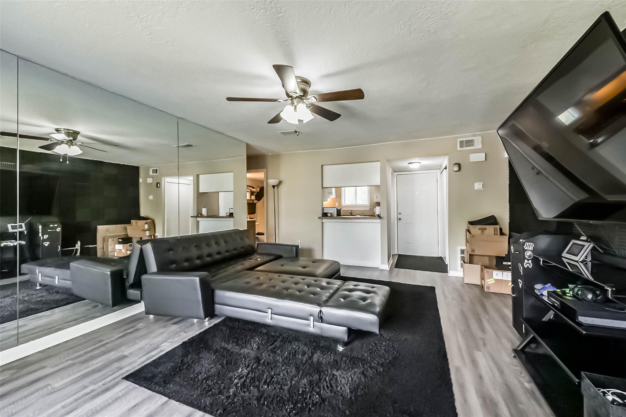 15919 Golf Club Dr Drive 215