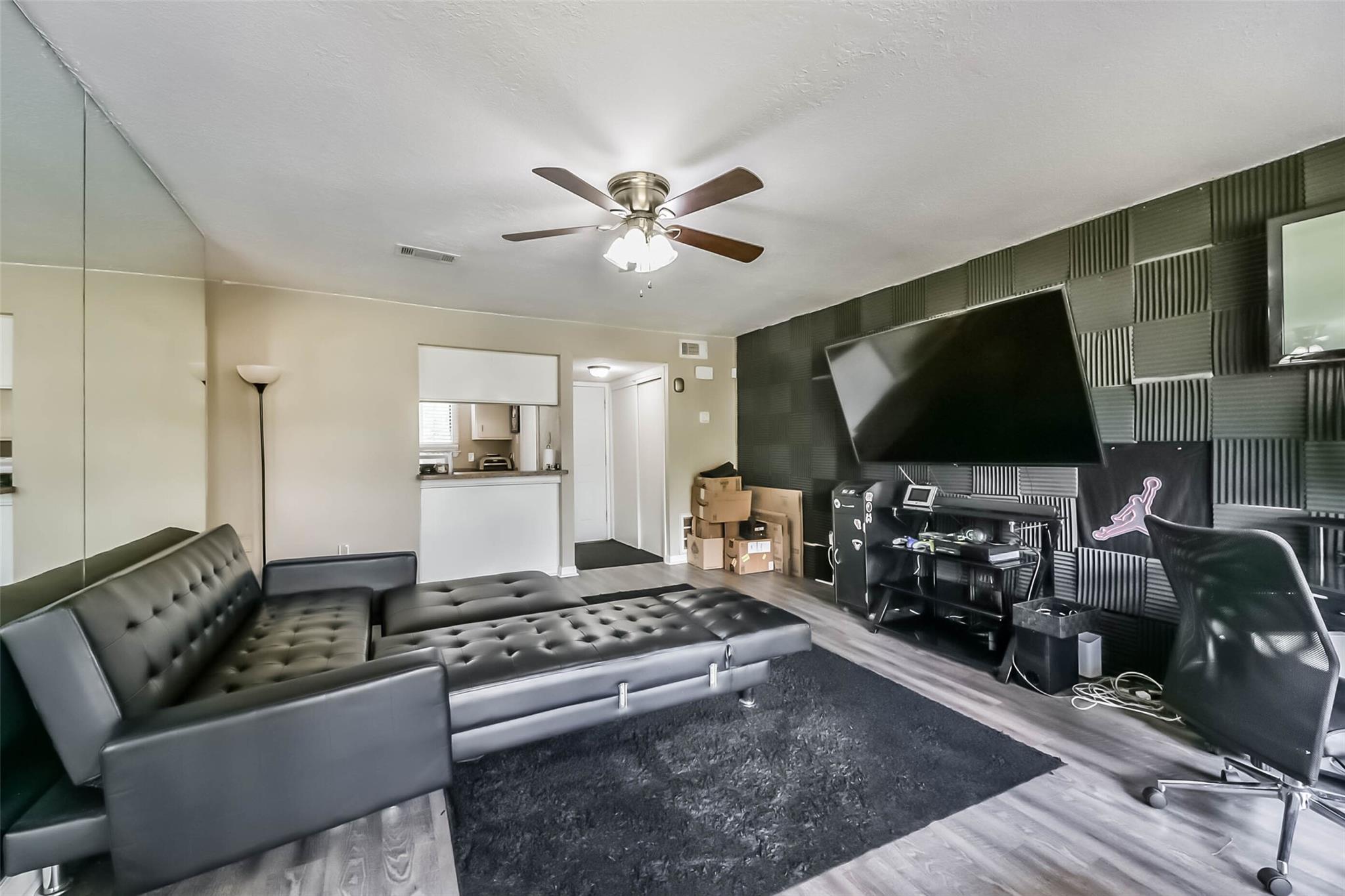 15919 Golf Club Dr Drive 215