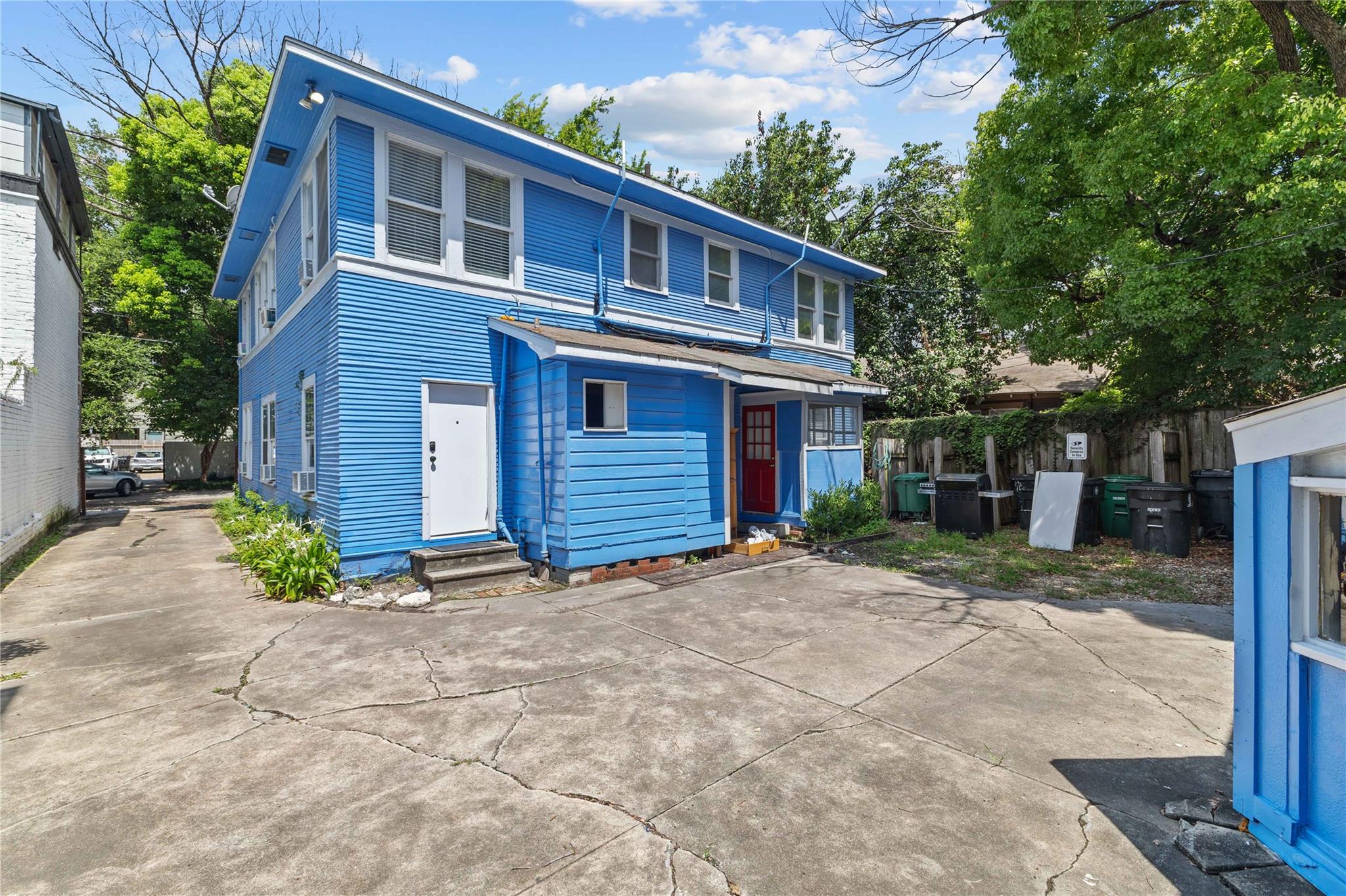 2511 Whitney A