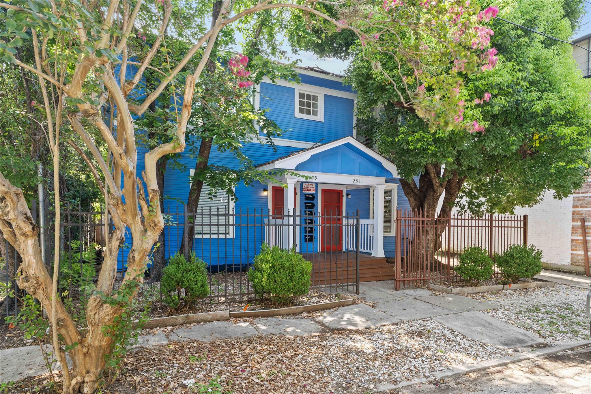2511 Whitney A