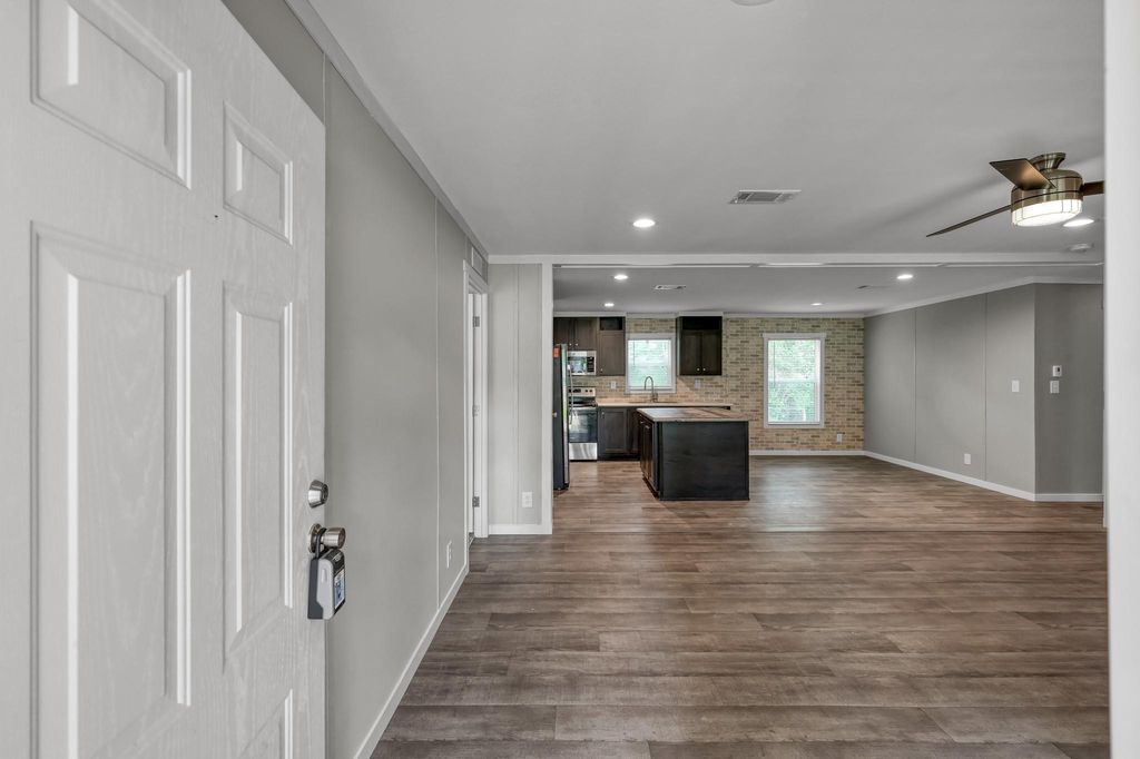 Photo of 33 Mockingbird Road, New Waverly, TX 77358 (MLS # 75504468)