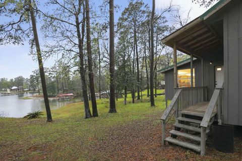 Homes For Sale - 114 Sumac<br/> Burkeville, TX 75932