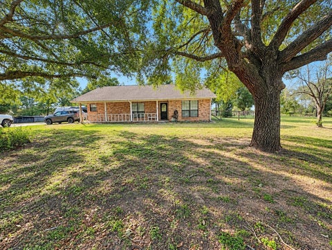 Photo of 201 Burleson Road, Bellville, TX 77418 (MLS # 70396020)