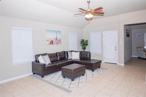 Homes For Rent - 20916 Carries Ranch Road<br/> Pflugerville, TX 78660