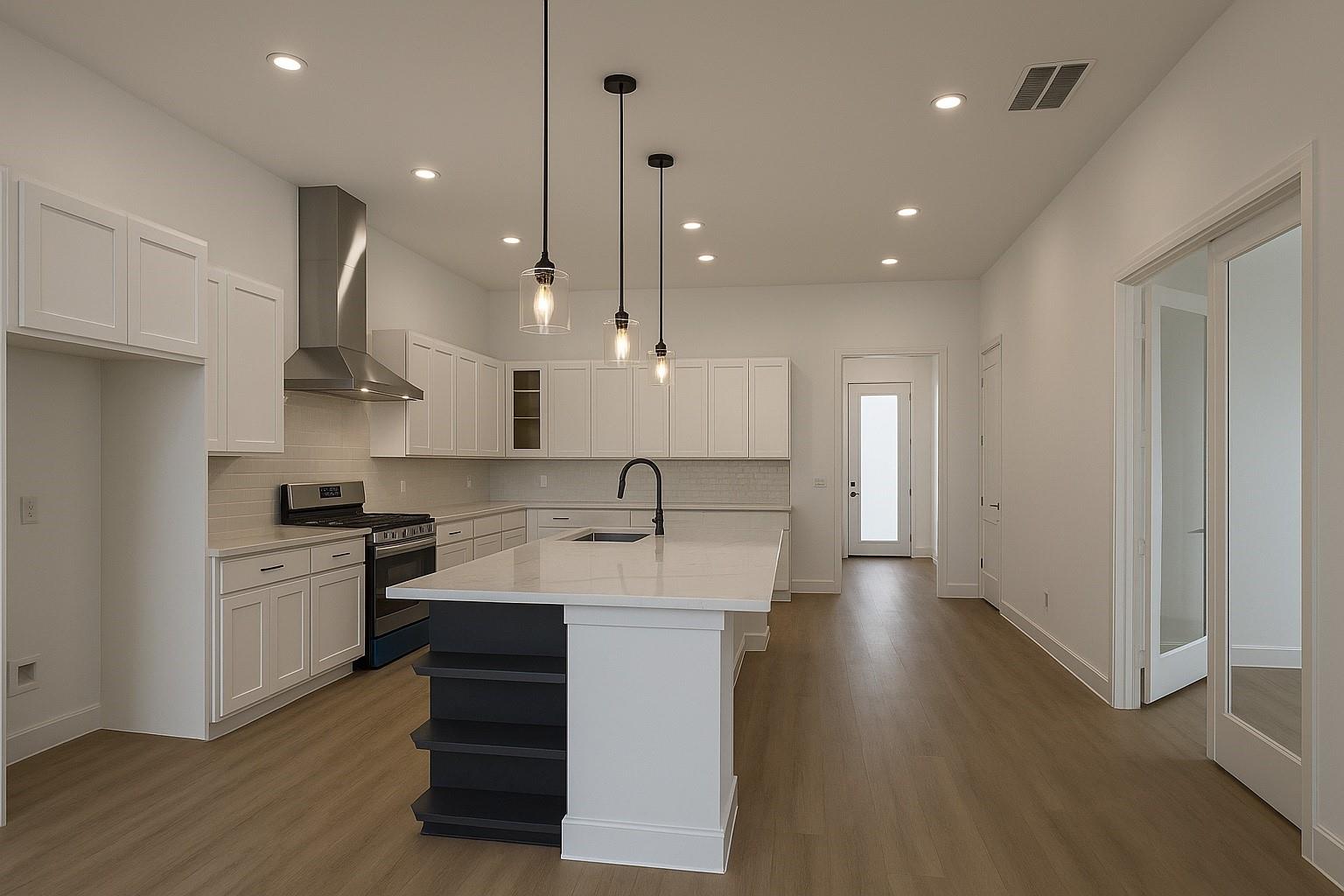 13523 Lakecrest Drive