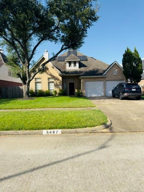 Photo of 5407 Masonglen Court, Sugar Land, TX 77479 (MLS # 55044074)