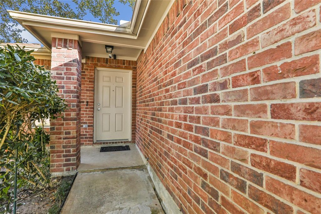 Photo of 24318 Hard Wood Drive, Huffman, TX 77336 (MLS # 35118430)