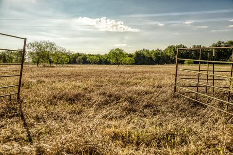 Vacant Land For Sale - 460 County Road 328<br/> Caldwell, TX 77836