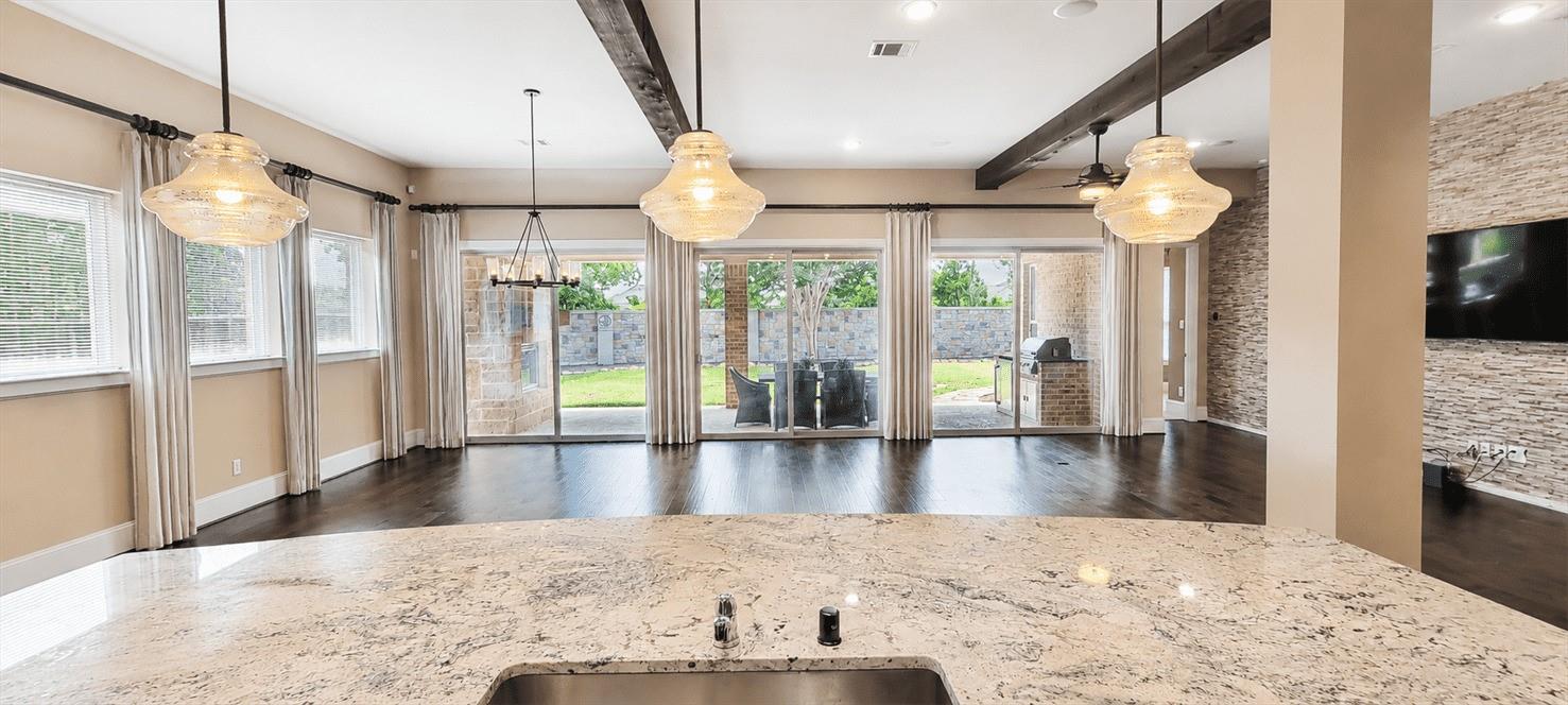 2418 Sandhill Crest Lane