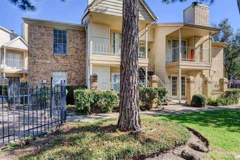 12550 Whittington Drive 203 Houston TX 77077