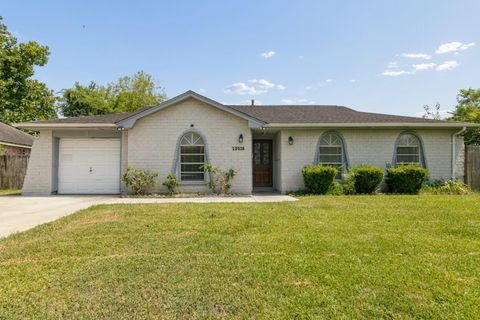 Photo of 12514 Gotham Drive, Houston, TX 77089 (MLS # 66402384)