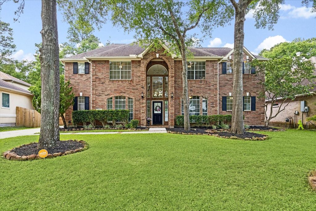 Photo of 2214 Deer Cove Trail, Kingwood, TX 77339 (MLS # 89860631)