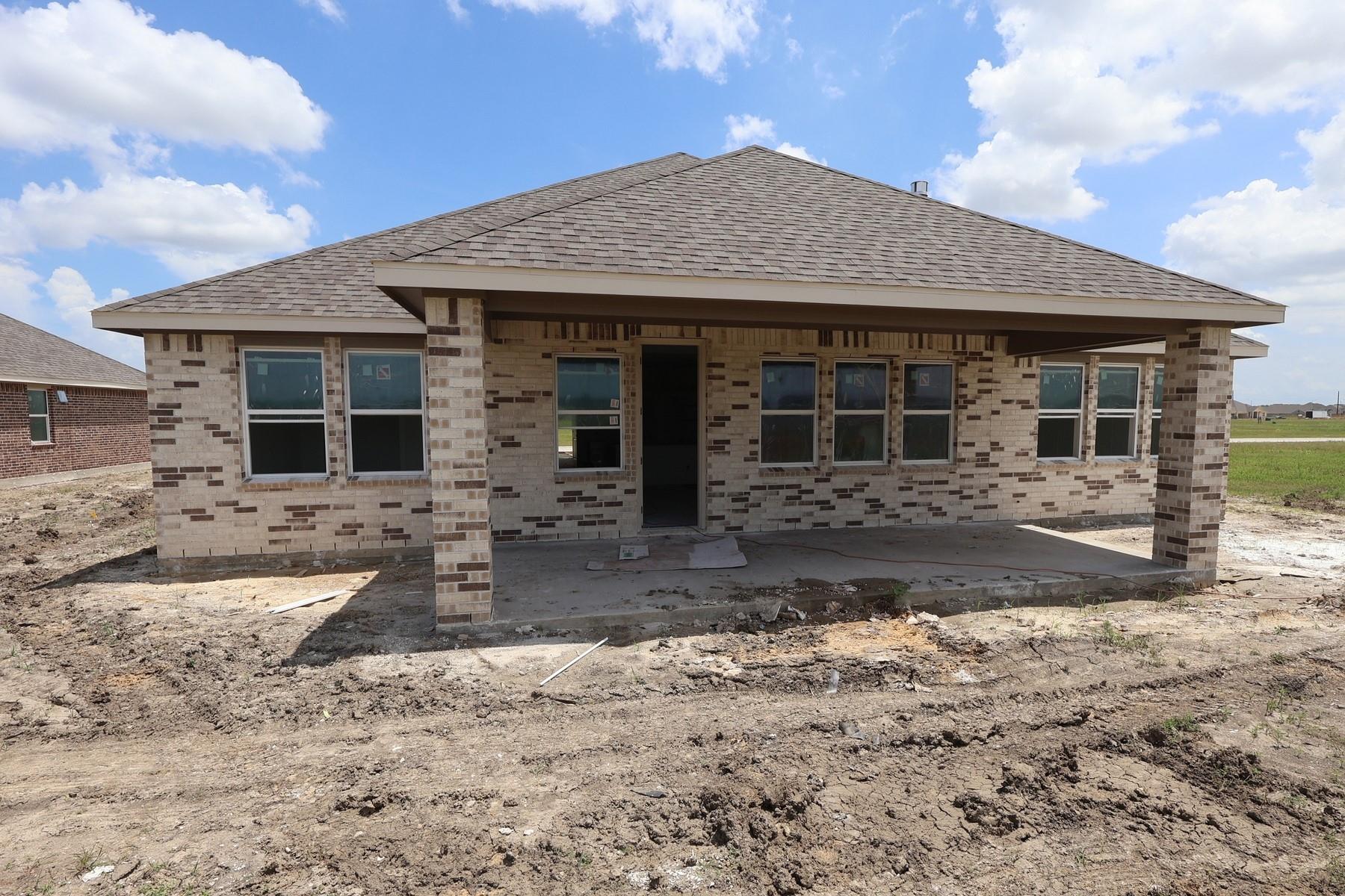 12406 Old Fashion Circle