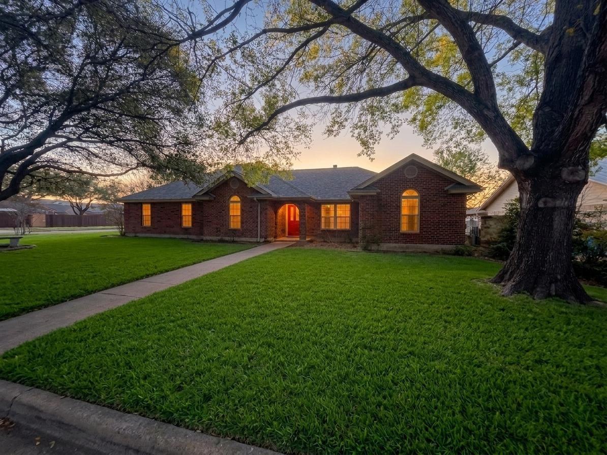 1634 Sunnybrook Drive