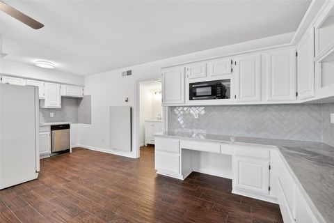 Photo of 1311 Antoine Drive #159, Houston, TX 77055 (MLS # 44155814)