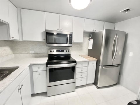 Photo of 2016 Main Street #720, Houston, TX 77002 (MLS # 33181445)