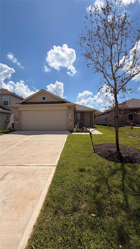 Photo of 15019 Tremaine Court, Conroe, TX 77316 (MLS # 96377656)