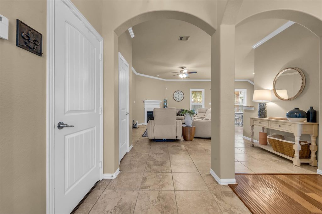 Photo of 20722 Oakhurst Creek Dr, Porter, TX 77365 (MLS # 6280449)