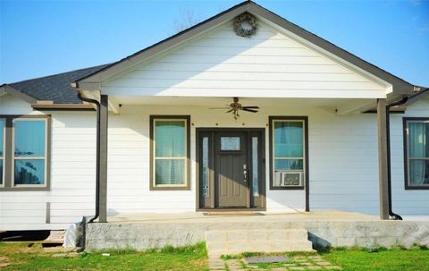 Homes For Sale - 46 Road 5240<br/> Cleveland, TX 77327