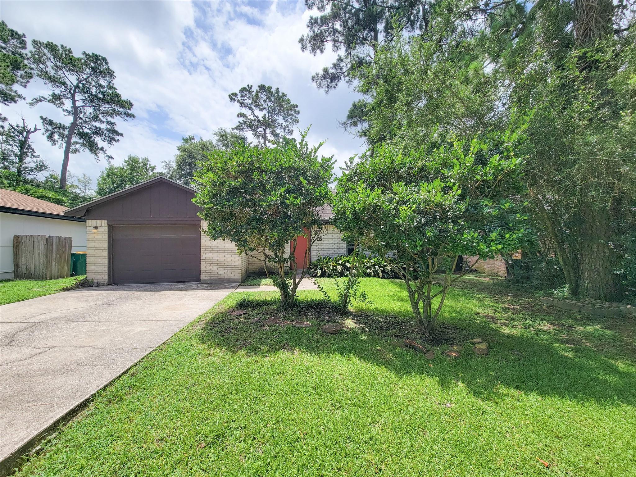 18 N Wavy Oak Circle