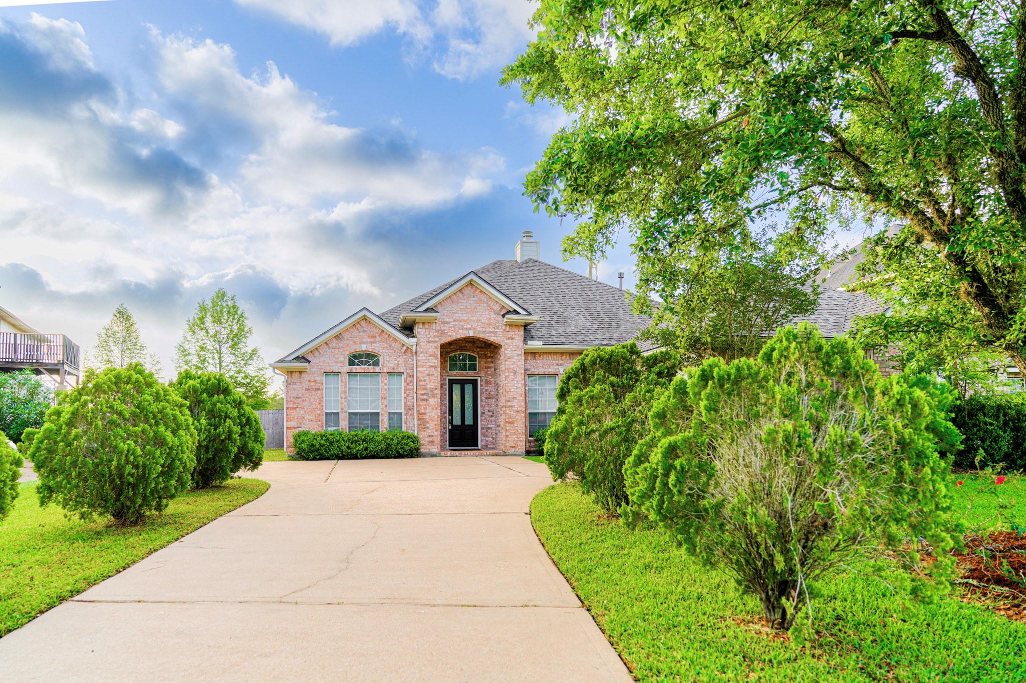 1230 Riverchase Drive