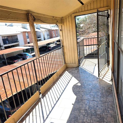 Photo of 10100 S Gessner Road #202, Houston, TX 77071 (MLS # 58301545)