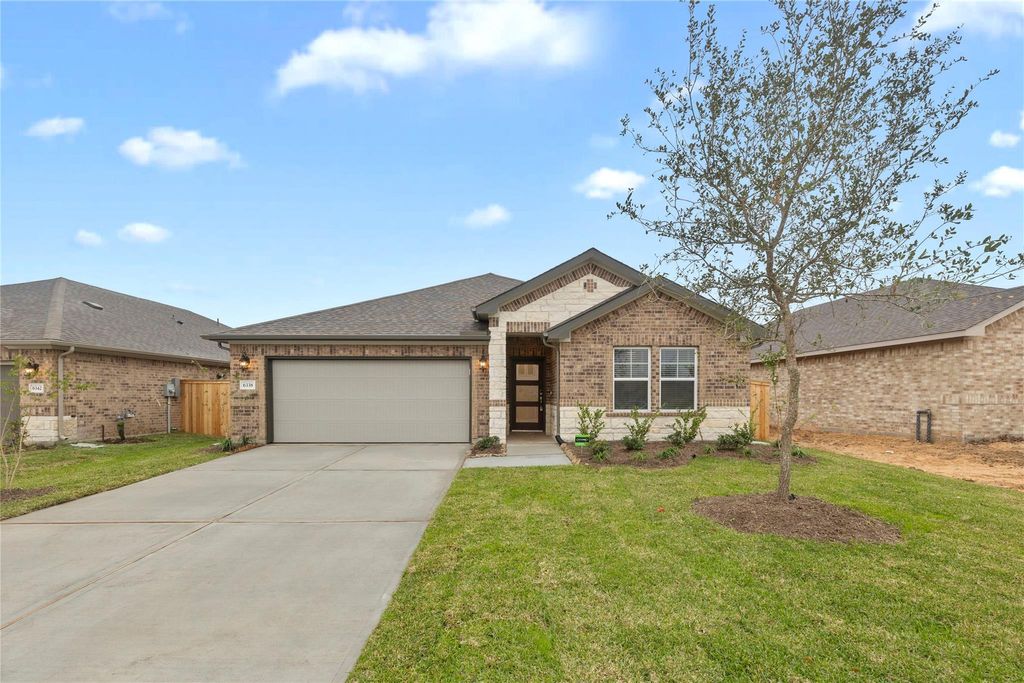 Photo of 6338 Brazos Trail Lane, Richmond, TX 77469 (MLS # 64786901)
