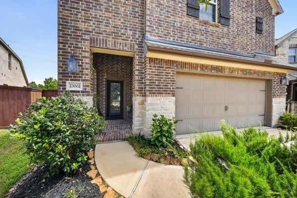 23002 Sutton Manor Way Drive