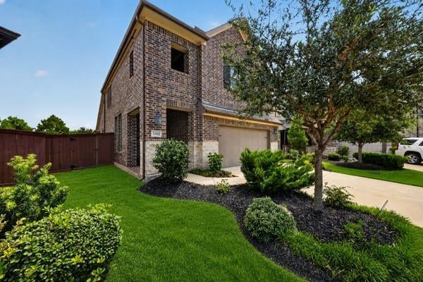 23002 Sutton Manor Way Drive