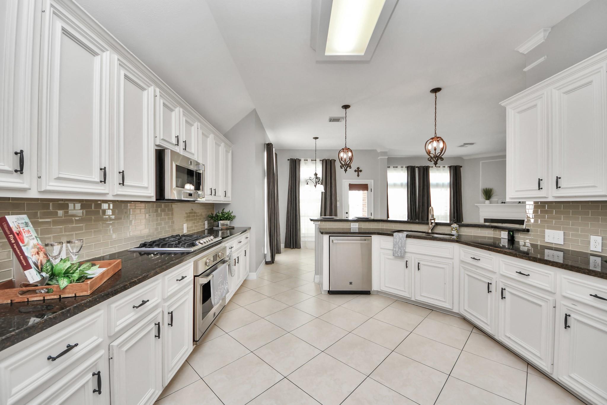 2802 Creek Bend Drive