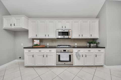 Photo of 2802 Creek Bend Drive, Friendswood, TX 77546 (MLS # 93893213)