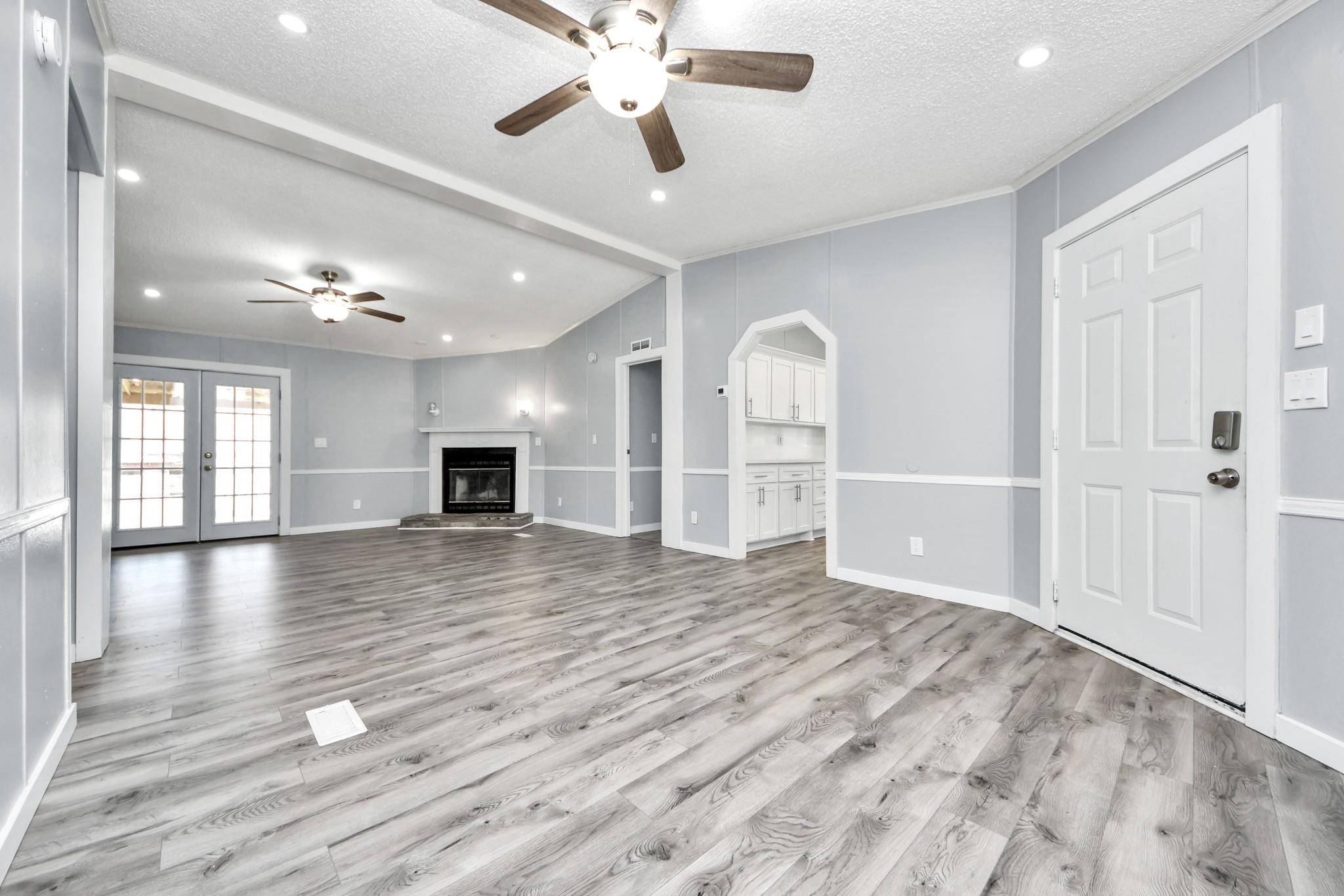 427 County Road 2218