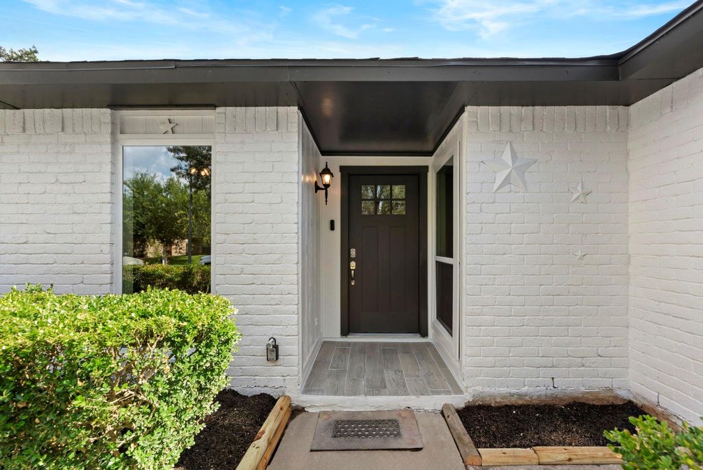 Photo of 17311 Northern Star Drive, Houston, TX 77084 (MLS # 30730091)