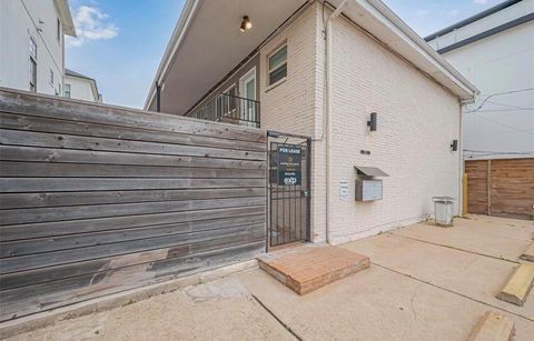 Photo of 1802 Fairview Avenue #1, Houston, TX 77006 (MLS # 2558539)