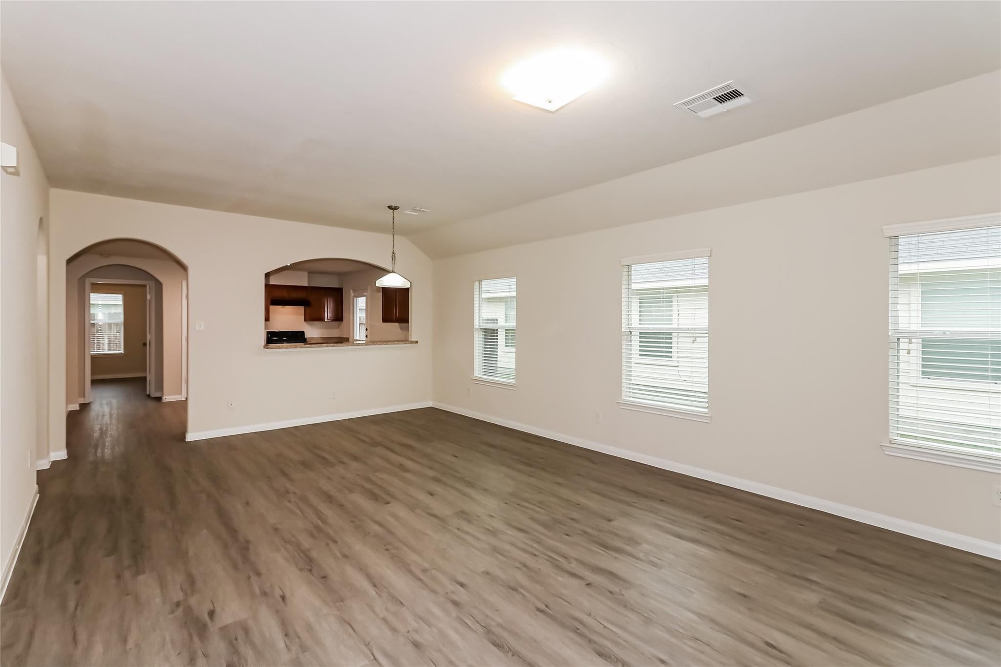 5627 Plantation Forest Drive