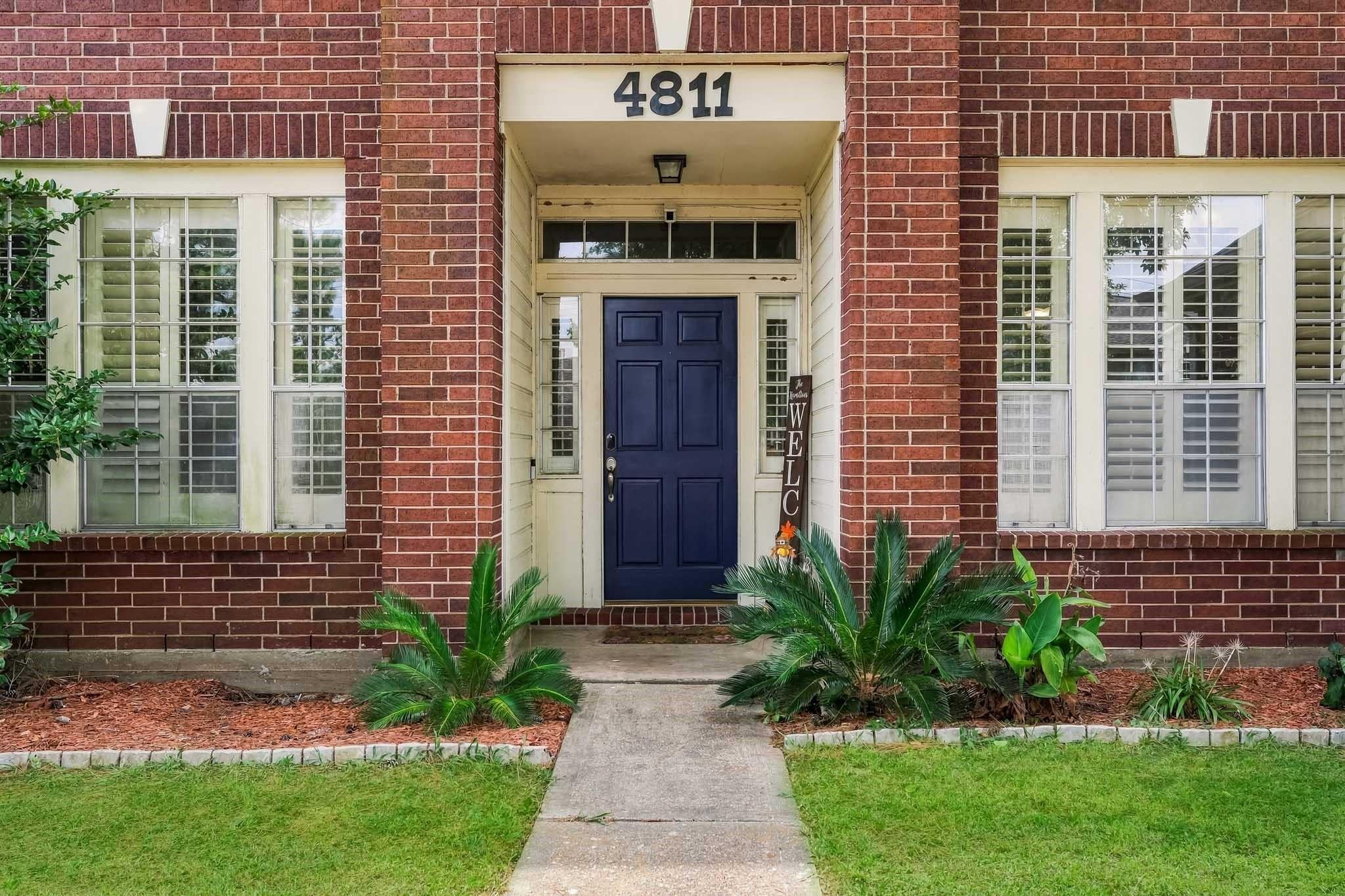 4811 Red Lantern Drive