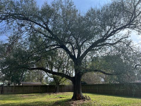 Vacant Land For Sale - 11206 Cedarwood Drive<br/> Humble, TX 77338