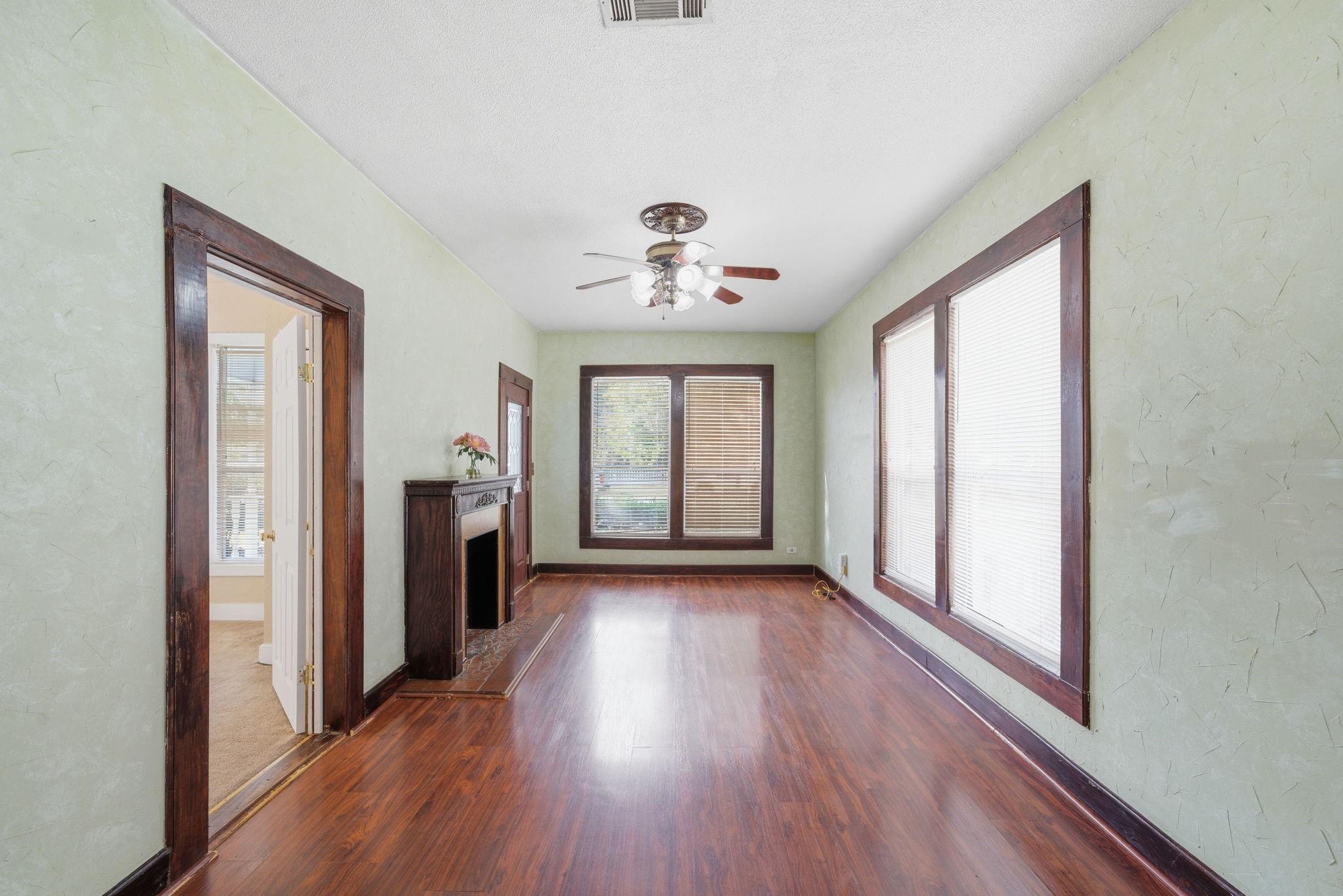 1205 2nd Street