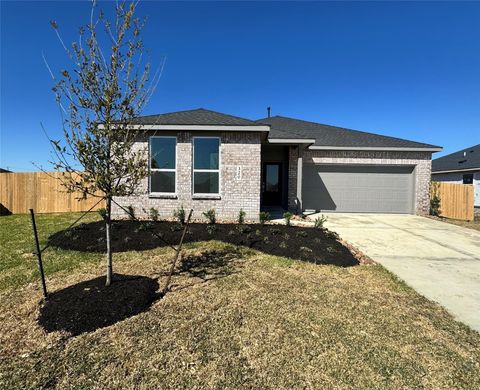 Photo of 423 Robin Street, Angleton, TX 77515 (MLS # 74850834)