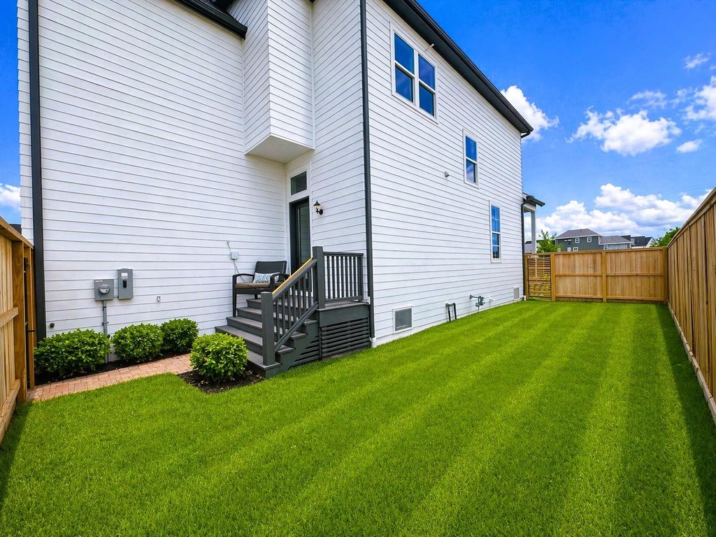 Photo of 2641 Lake Kolbe Lane, Houston, TX 77080 (MLS # 14598399)