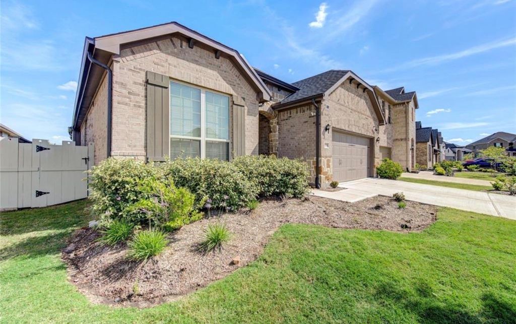 Photo of 10239 Bayou Oaks Drive, Conroe, TX 77385 (MLS # 61483985)