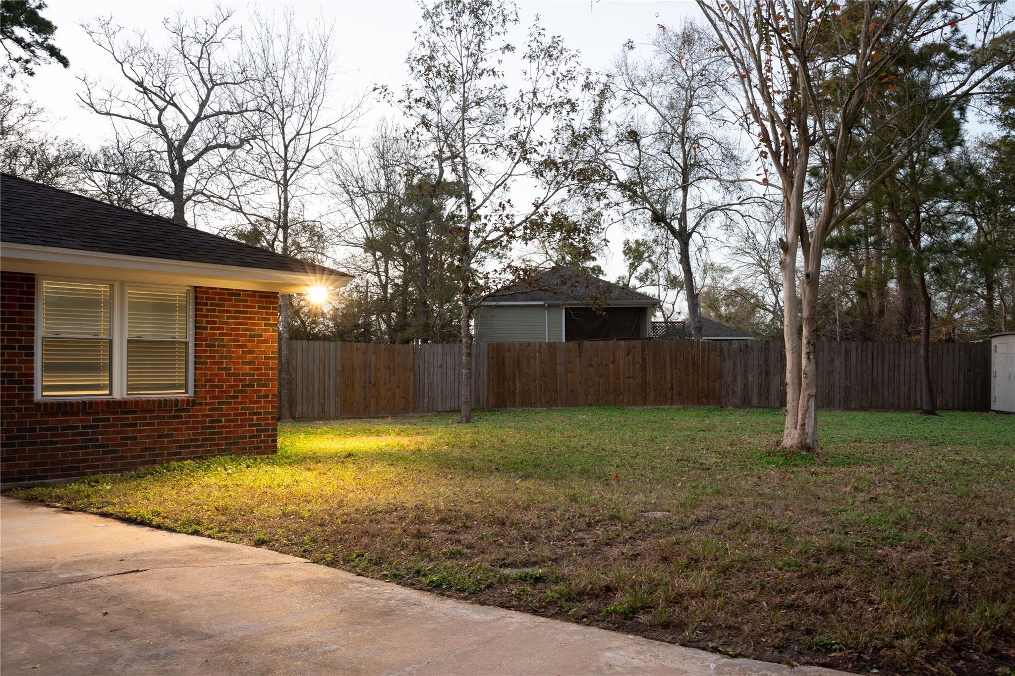 2921 Oak Drive