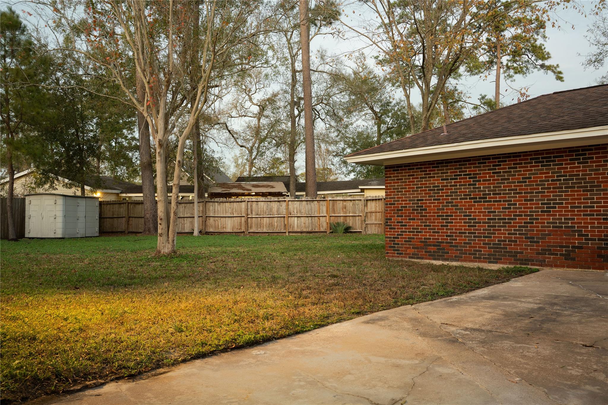 2921 Oak Drive