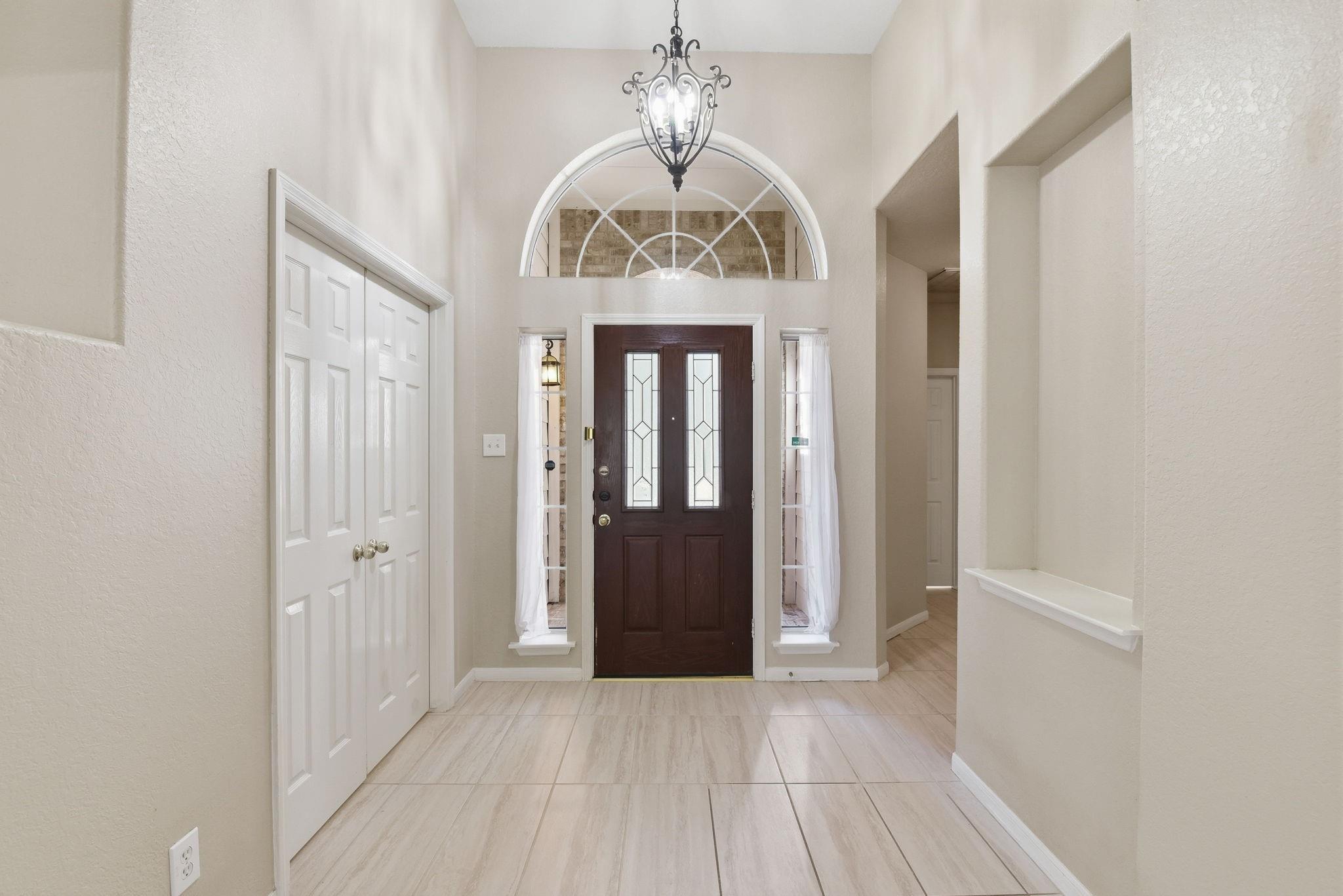 39 N Merryweather Circle