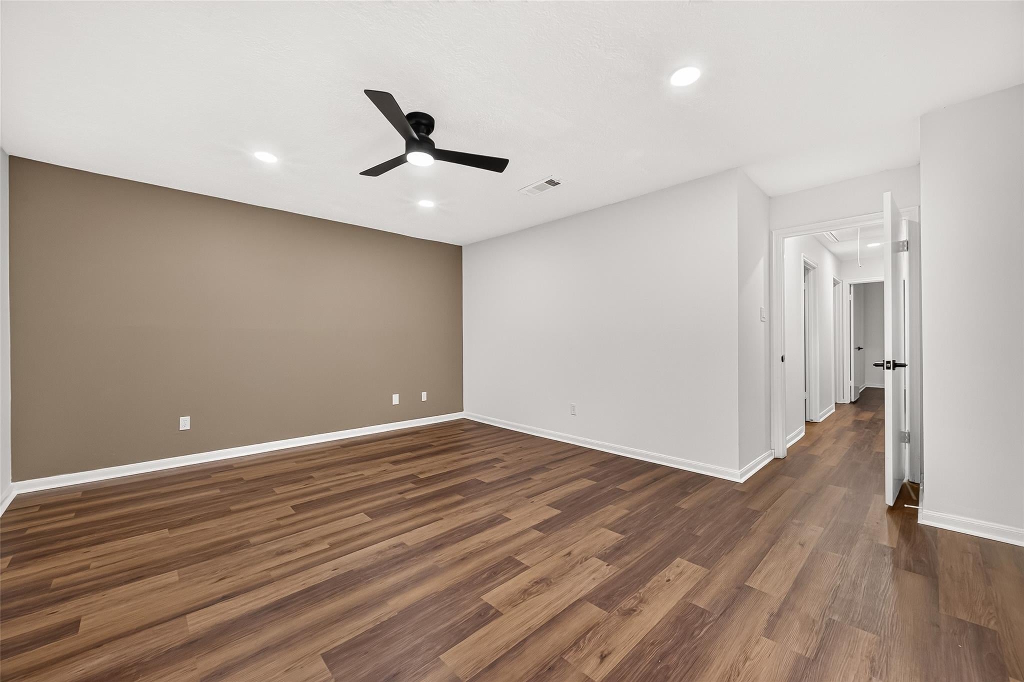 1704 Mulberry Drive