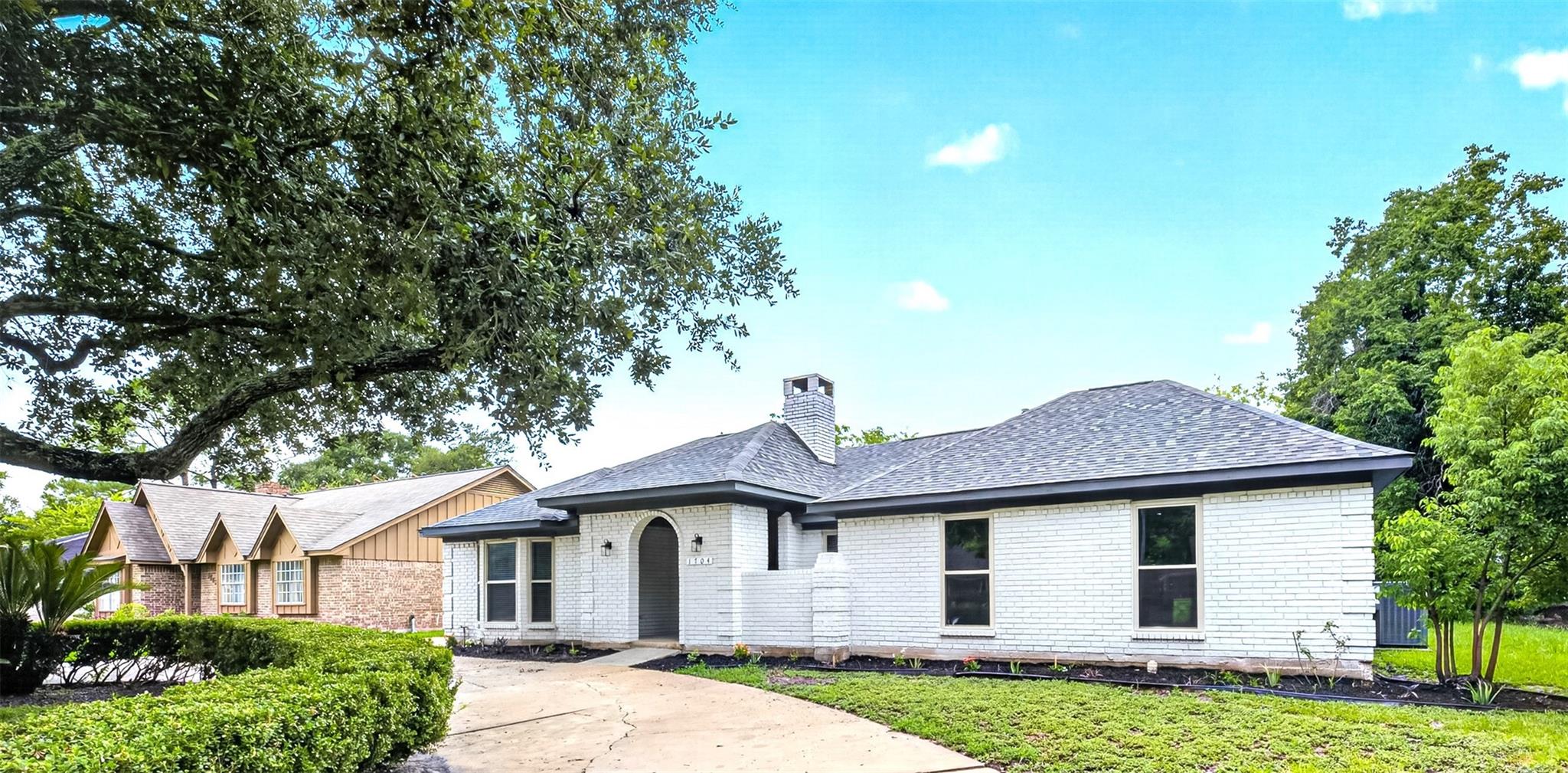 1704 Mulberry Drive