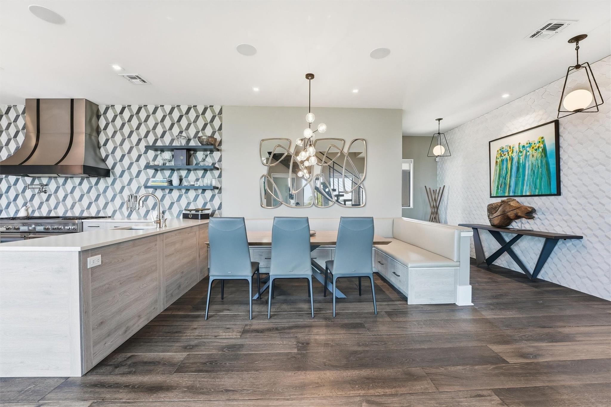 1721 Bayou Shore Drive