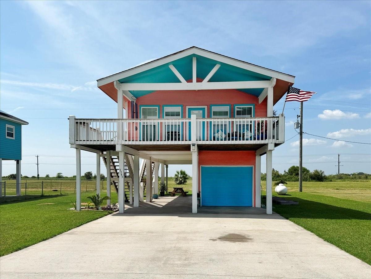 3343 Pirates Cove