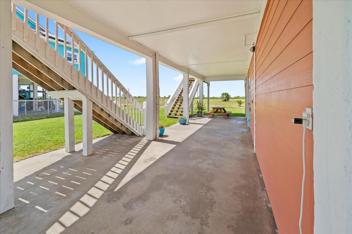 3343 Pirates Cove