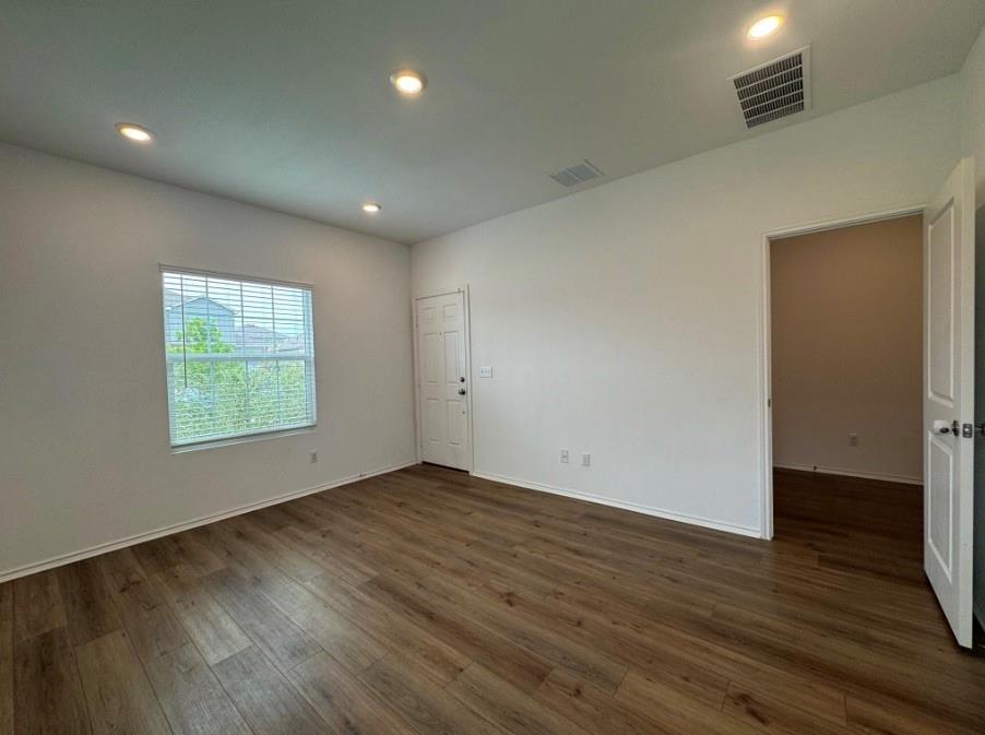 208 Otter Road